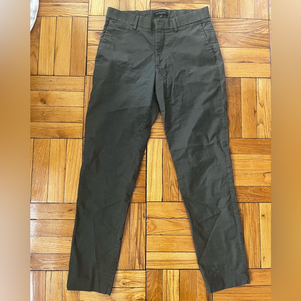 Banana Republic slim fit dress pants size 31x32